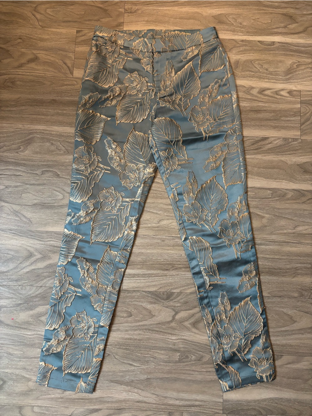High-Rise Blue Jeans with Gold Floral Jacquard